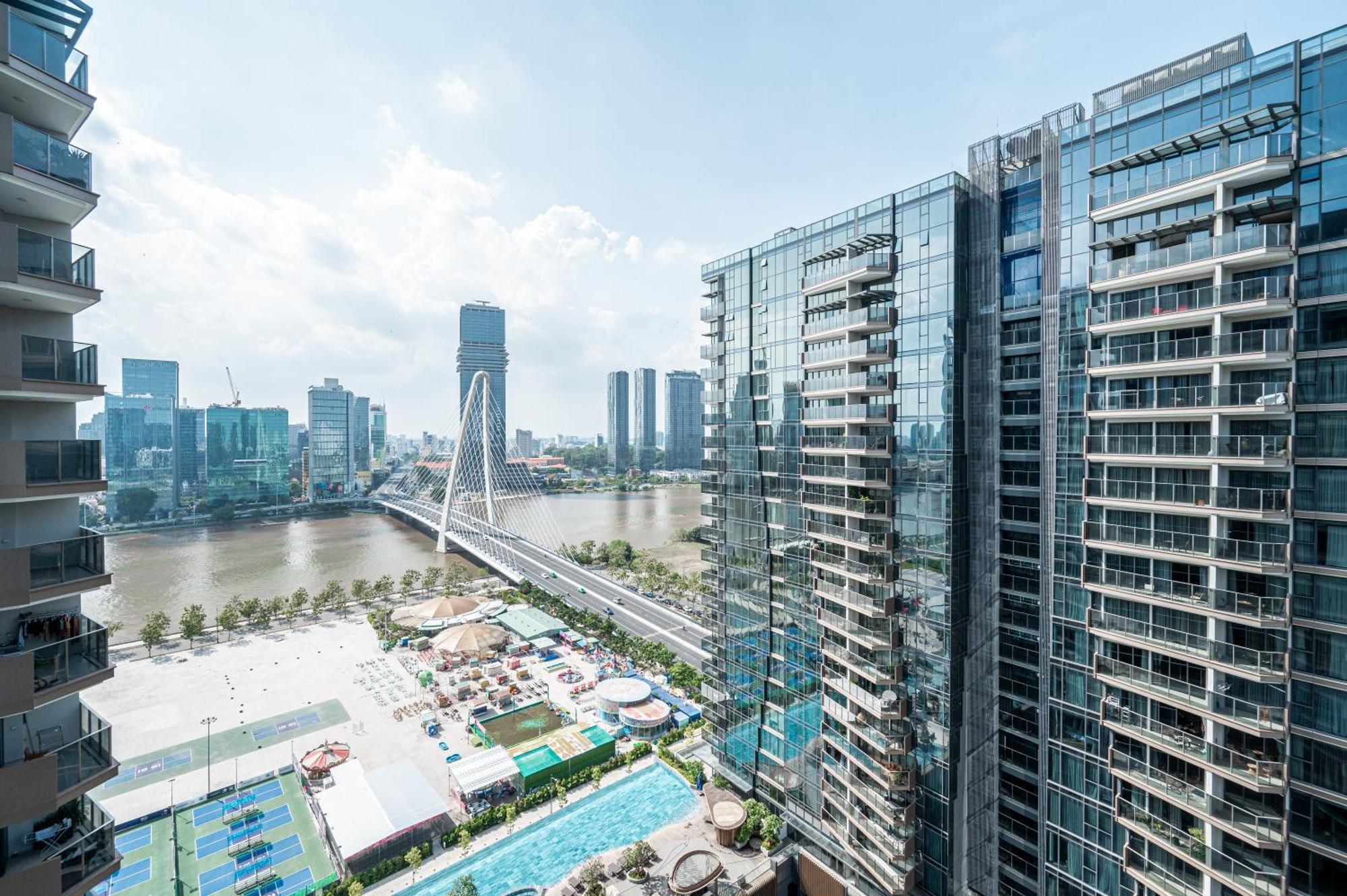 The Metropole Opera Residence By Kaystay Cidade de Ho Chi Minh Quarto foto